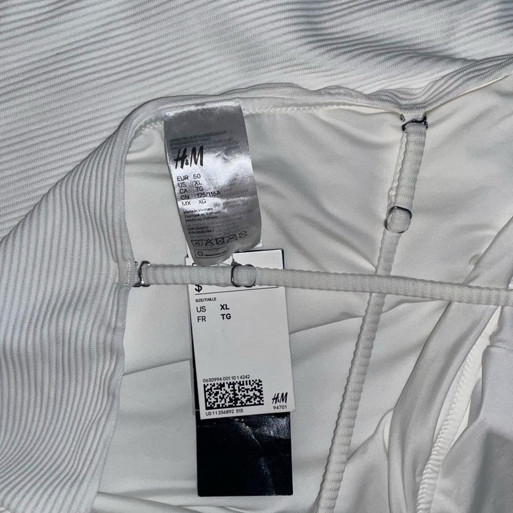 H&M swimsuit NWT - Picture 4 of 4